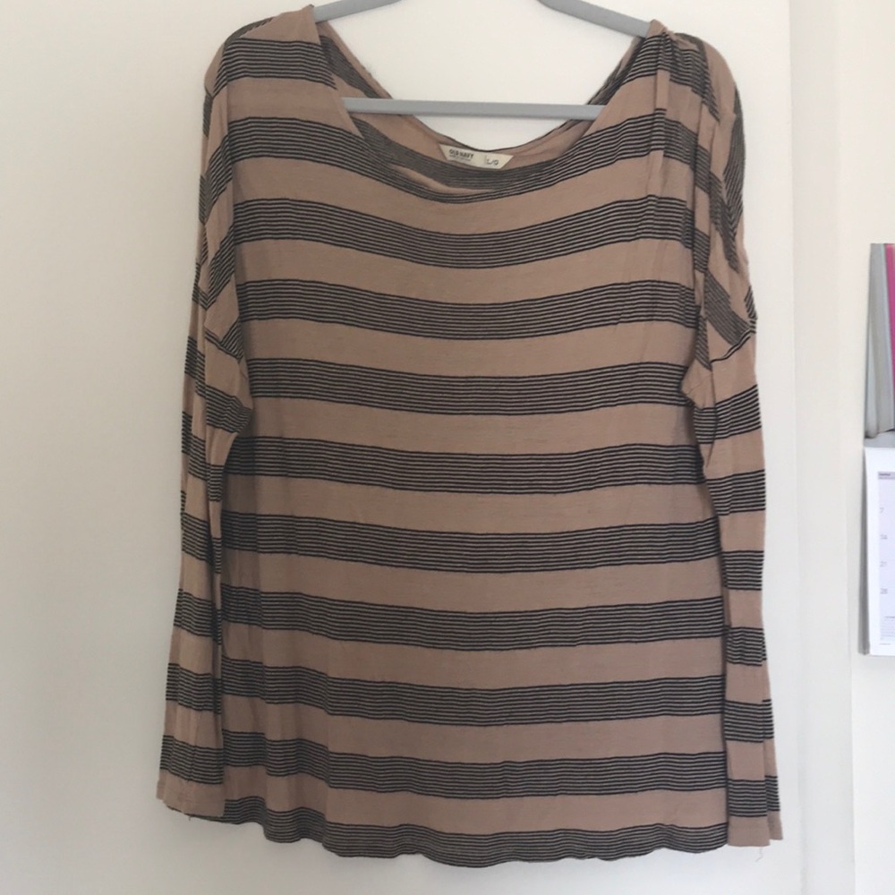 Old Navy long sleeved tee